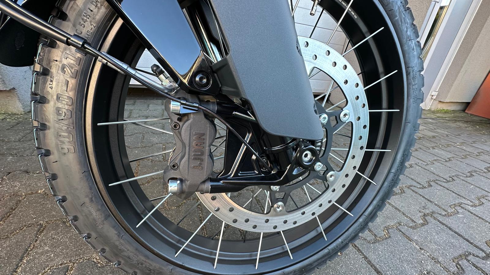 Motocykl CFMOTO 450MT BLACK EDITION (449.5 cc, 44 KM) - obrazek 14