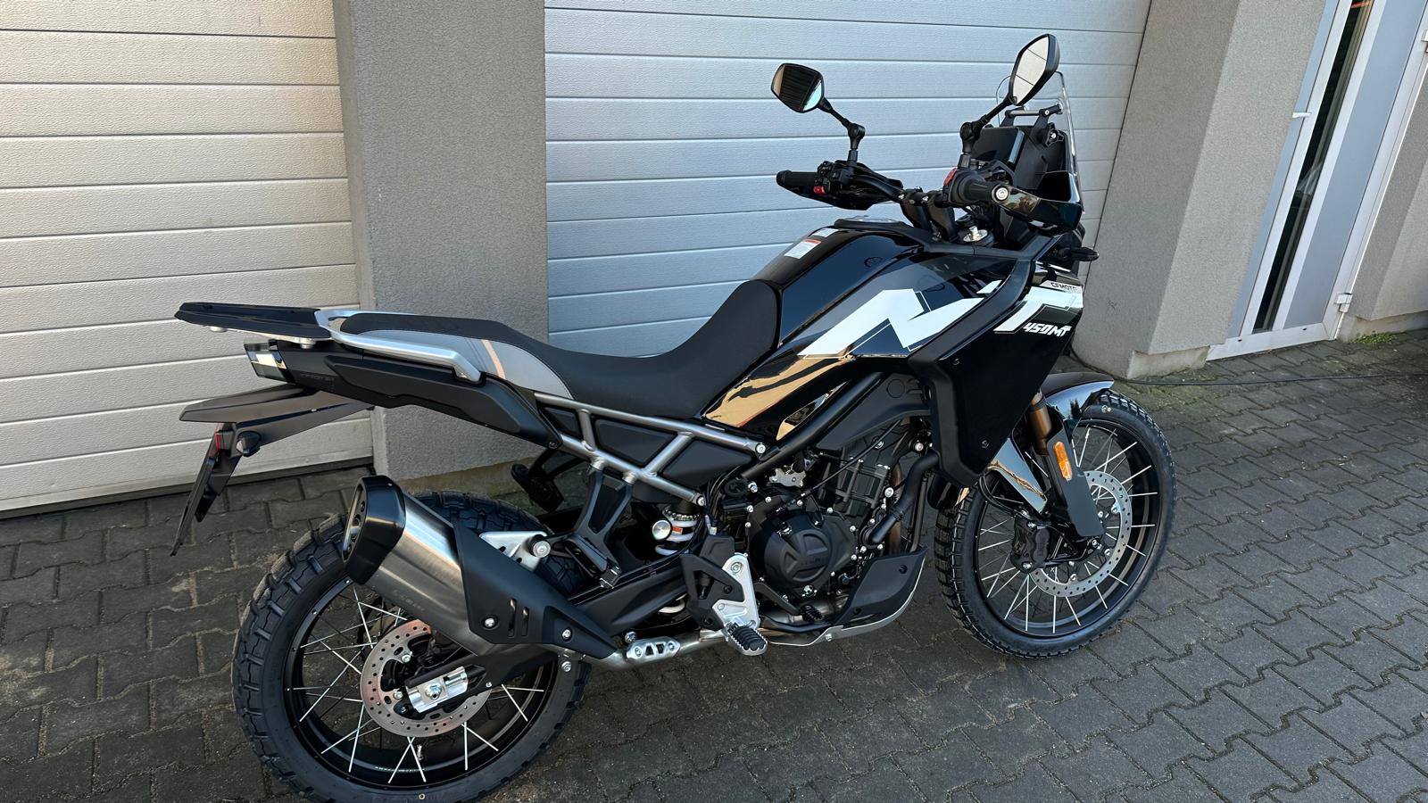 Motocykl CFMOTO 450MT BLACK EDITION (449.5 cc, 44 KM) - obrazek 5