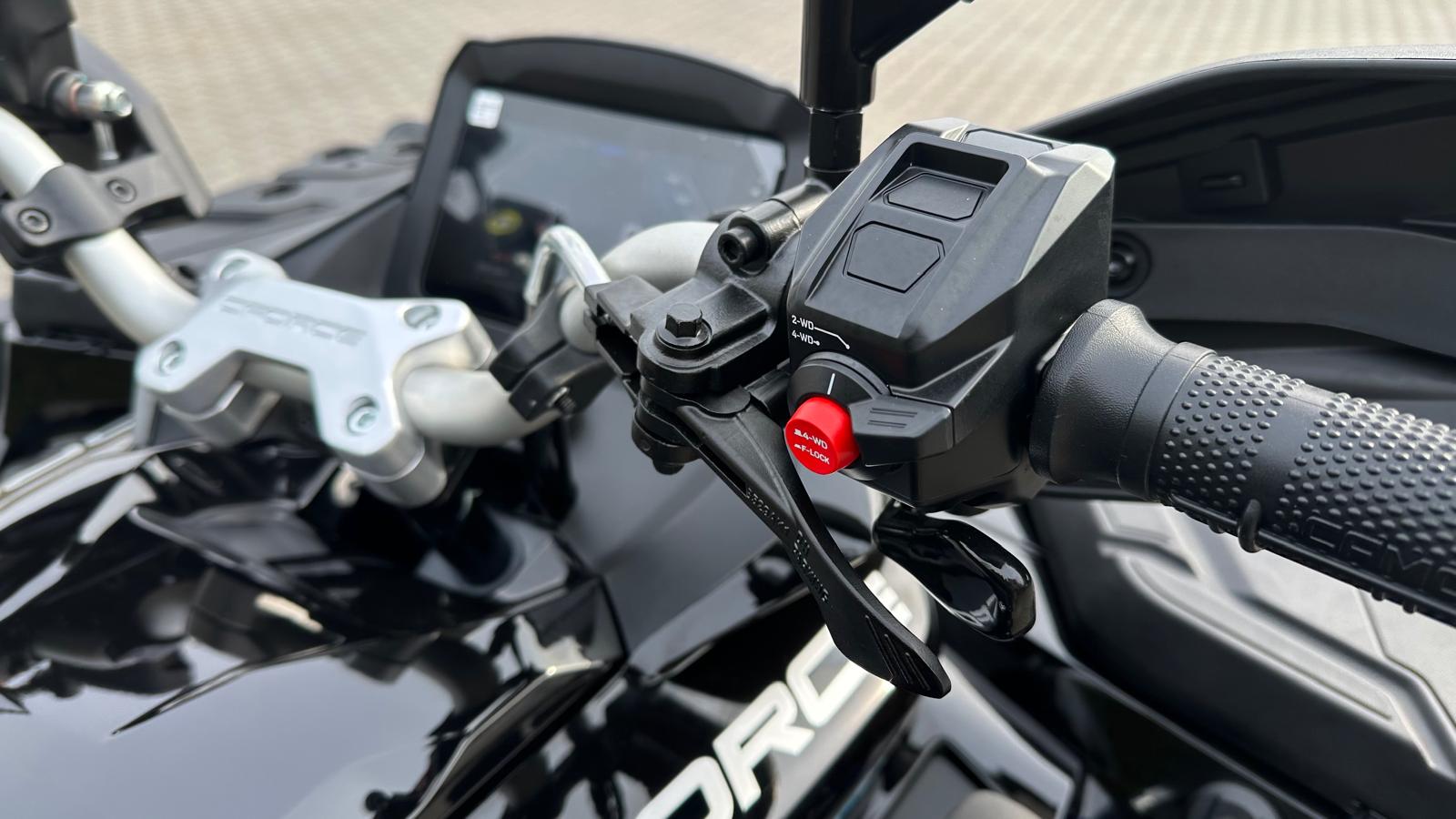 QUAD CFMOTO 850 TOURING BLACK BUMPER (800cc, 75 KM) - obrazek 15